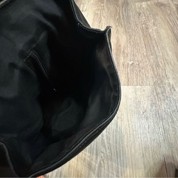 GUESS Back Pack Vintage Mini Leather Zip Pocket Black Travel Festival Y2K - Picture 8 of 11